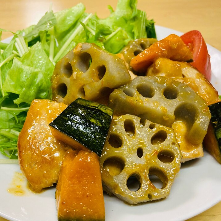 鶏胸肉と蓮根かぼちゃの甘酢炒め